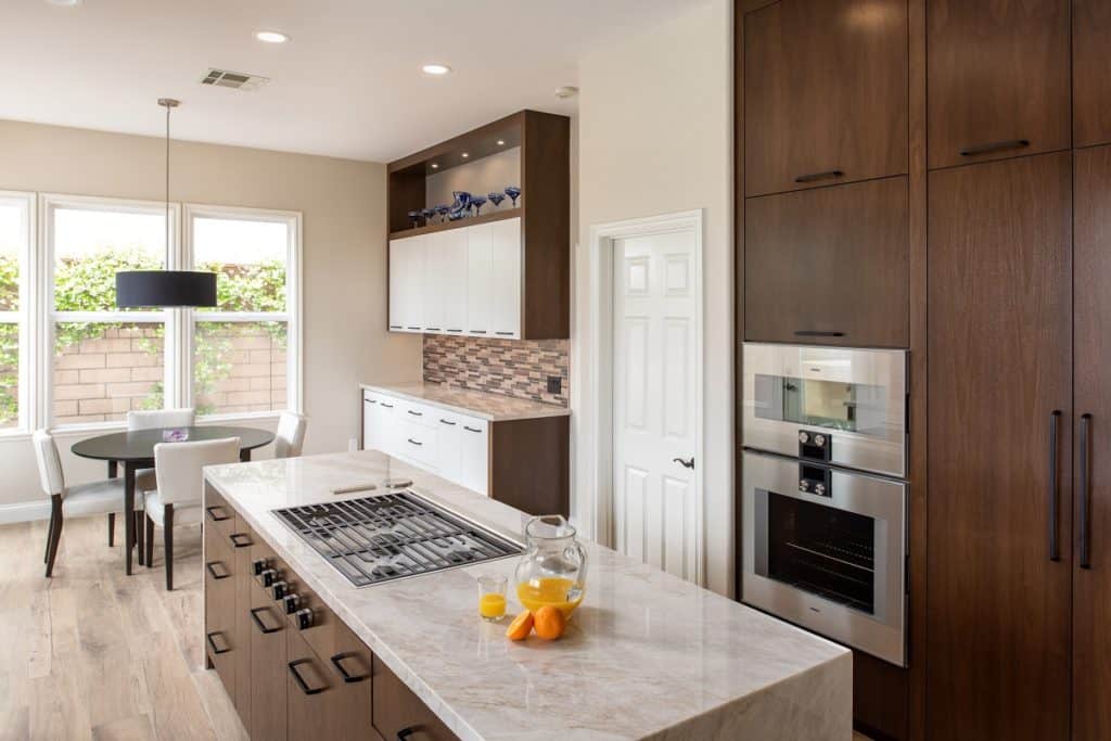Kitchen Island or Peninsula: Which Is Better? | Remodel Works