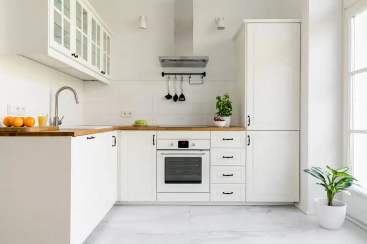How to Coordinate Tiles With Your Kitchen Design